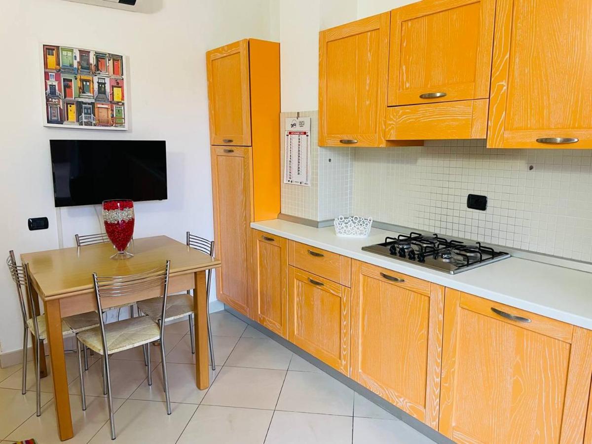 טירניה Regina Del Mare Holiday Apartments מראה חיצוני תמונה