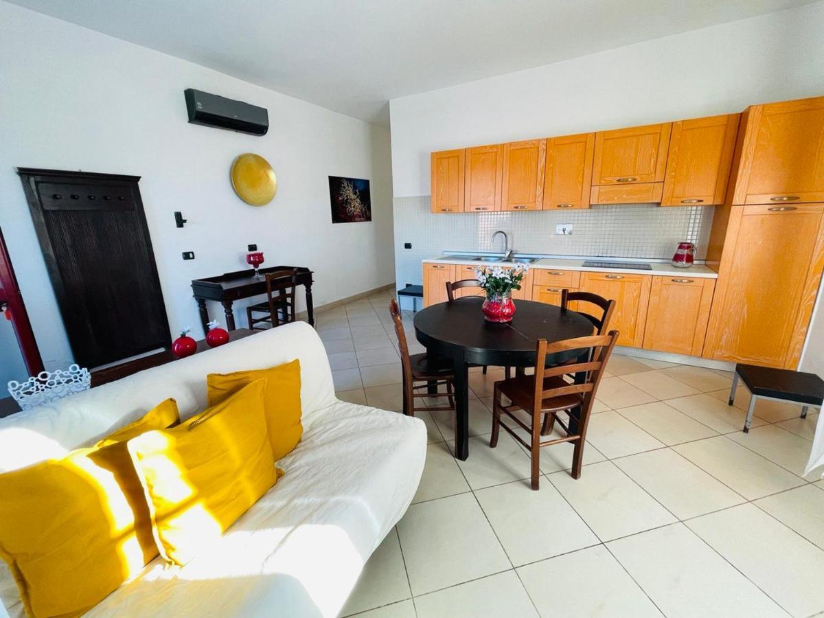 טירניה Regina Del Mare Holiday Apartments מראה חיצוני תמונה