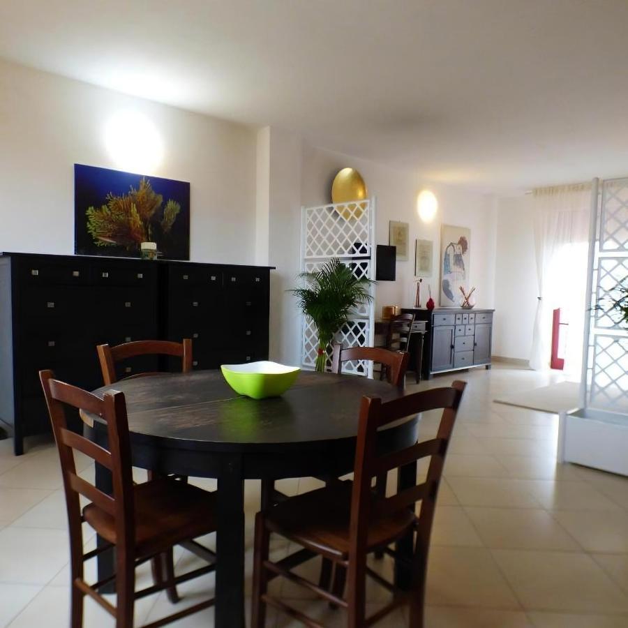 טירניה Regina Del Mare Holiday Apartments מראה חיצוני תמונה