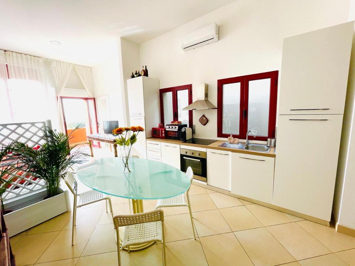 טירניה Regina Del Mare Holiday Apartments מראה חיצוני תמונה