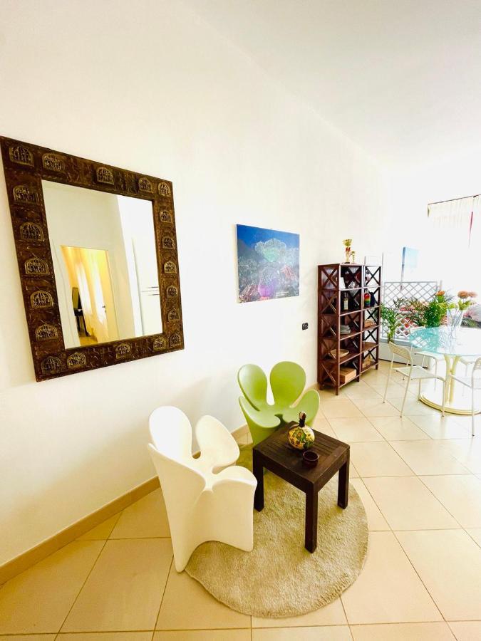 טירניה Regina Del Mare Holiday Apartments מראה חיצוני תמונה