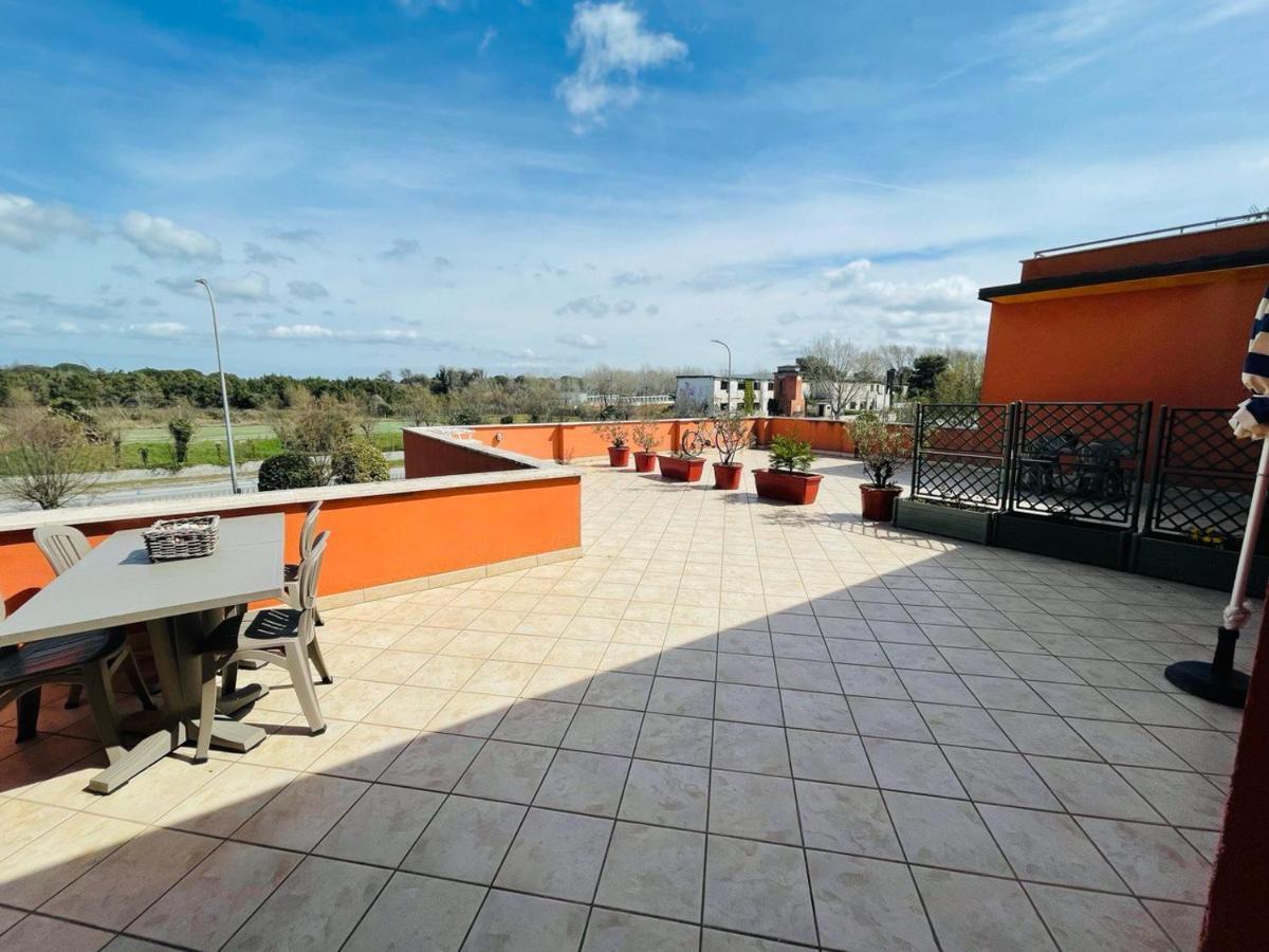טירניה Regina Del Mare Holiday Apartments מראה חיצוני תמונה
