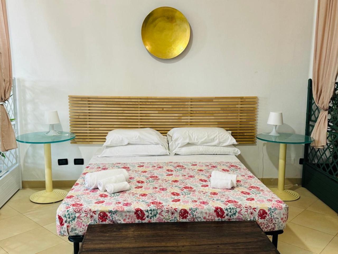 טירניה Regina Del Mare Holiday Apartments מראה חיצוני תמונה
